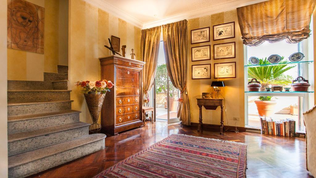 Rental In Rome - Fontana Di Trevi Penthouse Экстерьер фото